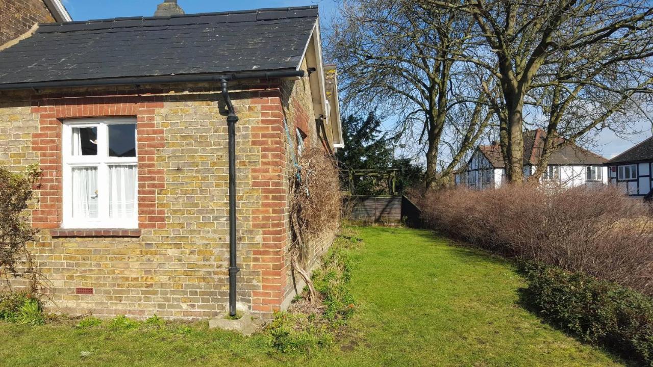 Converted Bungalow In Bexley London Exterior foto